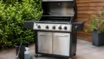 Gasgrill reinigen: Tipps für lange Lebensdauer